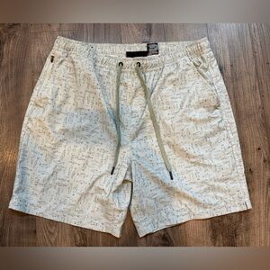 Eddie Bauer Men’s Volley Light Green Fish Swim Shorts Trunks. Size XL